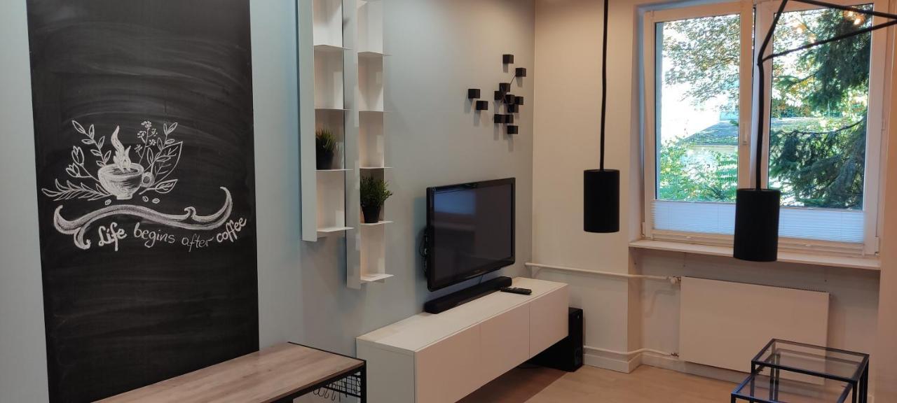 Be My Guest- Fontany Luxury Apartment Metro Wi-Fi Free Parking Zone วอร์ซอ ภายนอก รูปภาพ