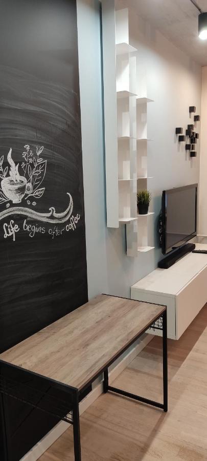 Be My Guest- Fontany Luxury Apartment Metro Wi-Fi Free Parking Zone วอร์ซอ ภายนอก รูปภาพ