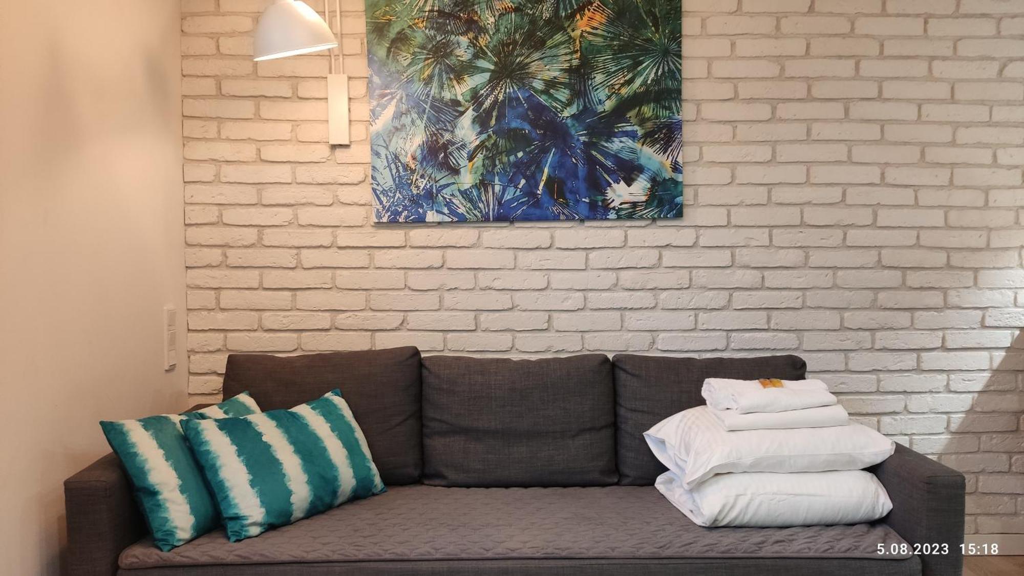 Be My Guest- Fontany Luxury Apartment Metro Wi-Fi Free Parking Zone วอร์ซอ ภายนอก รูปภาพ