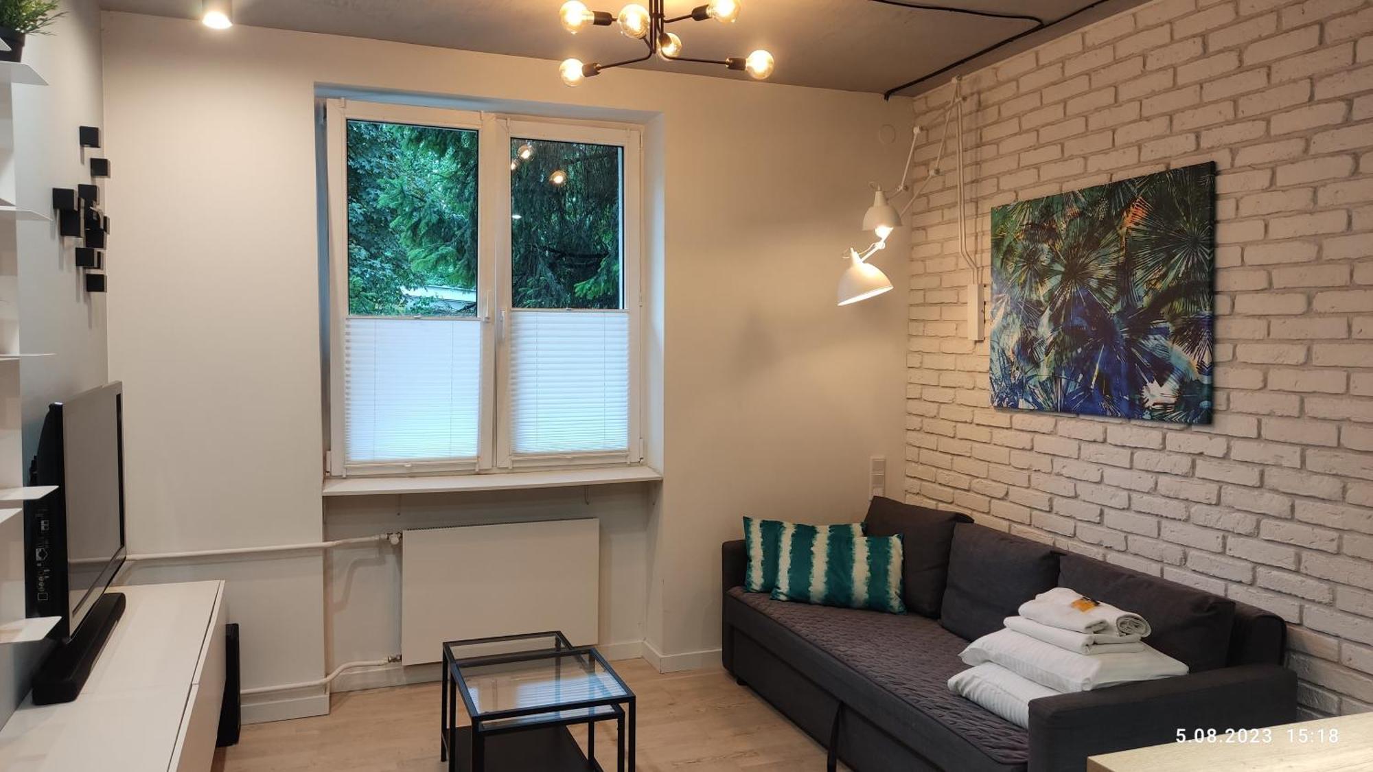 Be My Guest- Fontany Luxury Apartment Metro Wi-Fi Free Parking Zone วอร์ซอ ภายนอก รูปภาพ